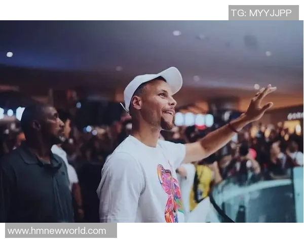 277万小库里首秀比肩哥哥！萌神打开双臂庆祝 笑称感觉很棒无压力